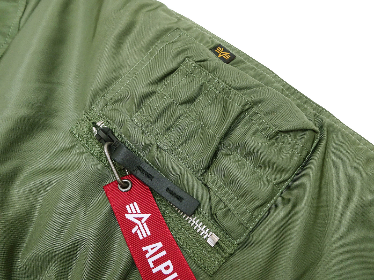 Alpha Industries N-3B Parka 20094 Men's Modern Fit Military Inspired Thigh-Length Padded Nylon Hooded Coat Jacket 20094-503 Vintage-Green