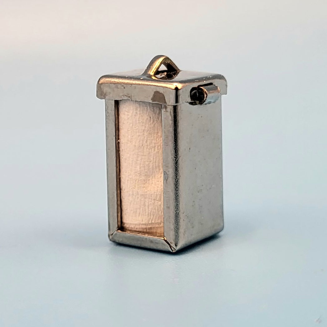Napkin Dispenser - Metal with Cloth - 1/12 Scale Dollhouse Miniature