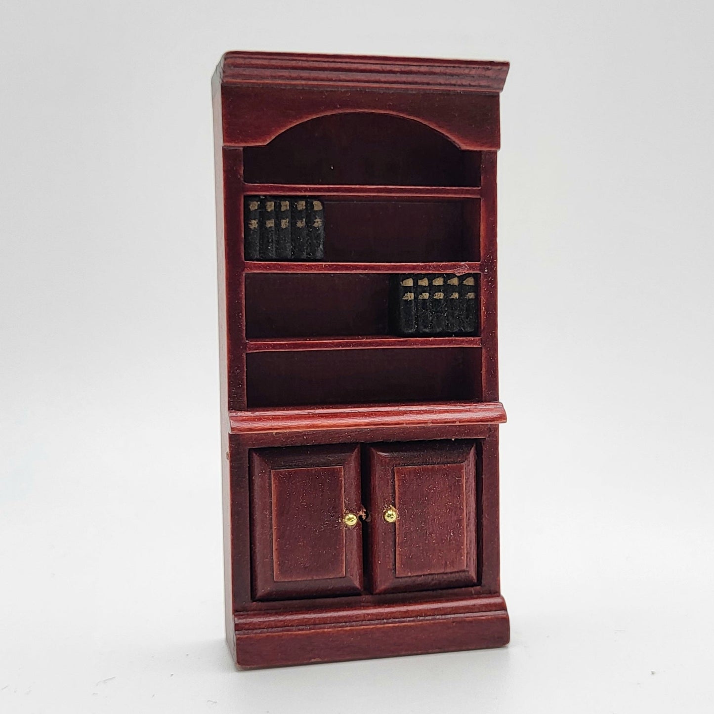 Mahogany Bookcase with Books - 1/12 Scale Dollhouse Miniature