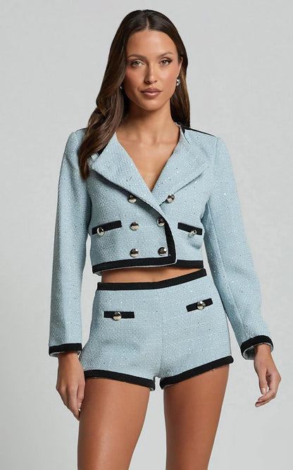 Gina Shorts - Contrast Pocket Detail Shorts With Hardware Trim in Ice Blue