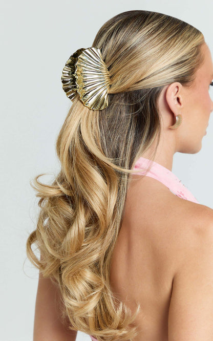 Fern Shell Hair Clip in Gold