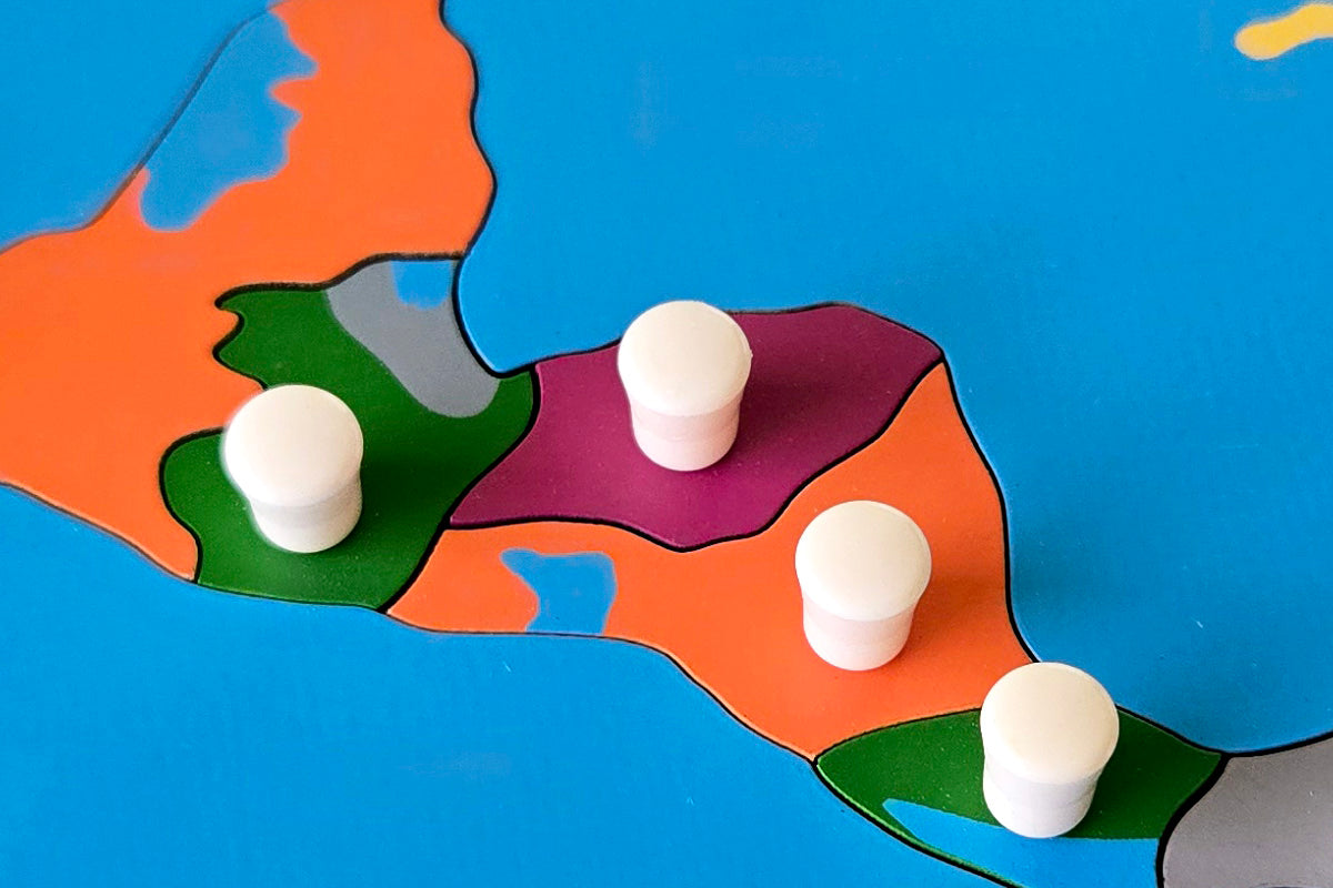 Honduras - Puzzle Piece of North America (Plastic Knob)