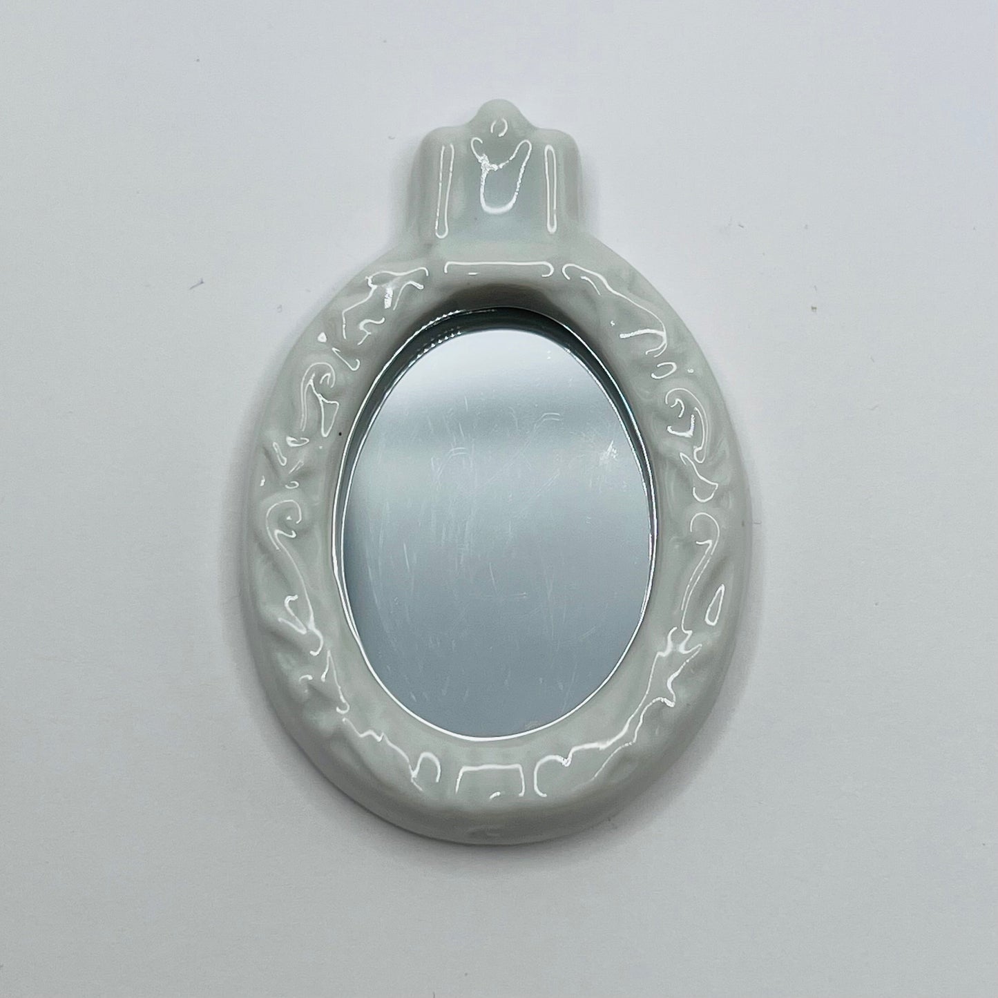 Oval Ceramic Wall Mirror - 1/12 Scale Dollhouse Miniature