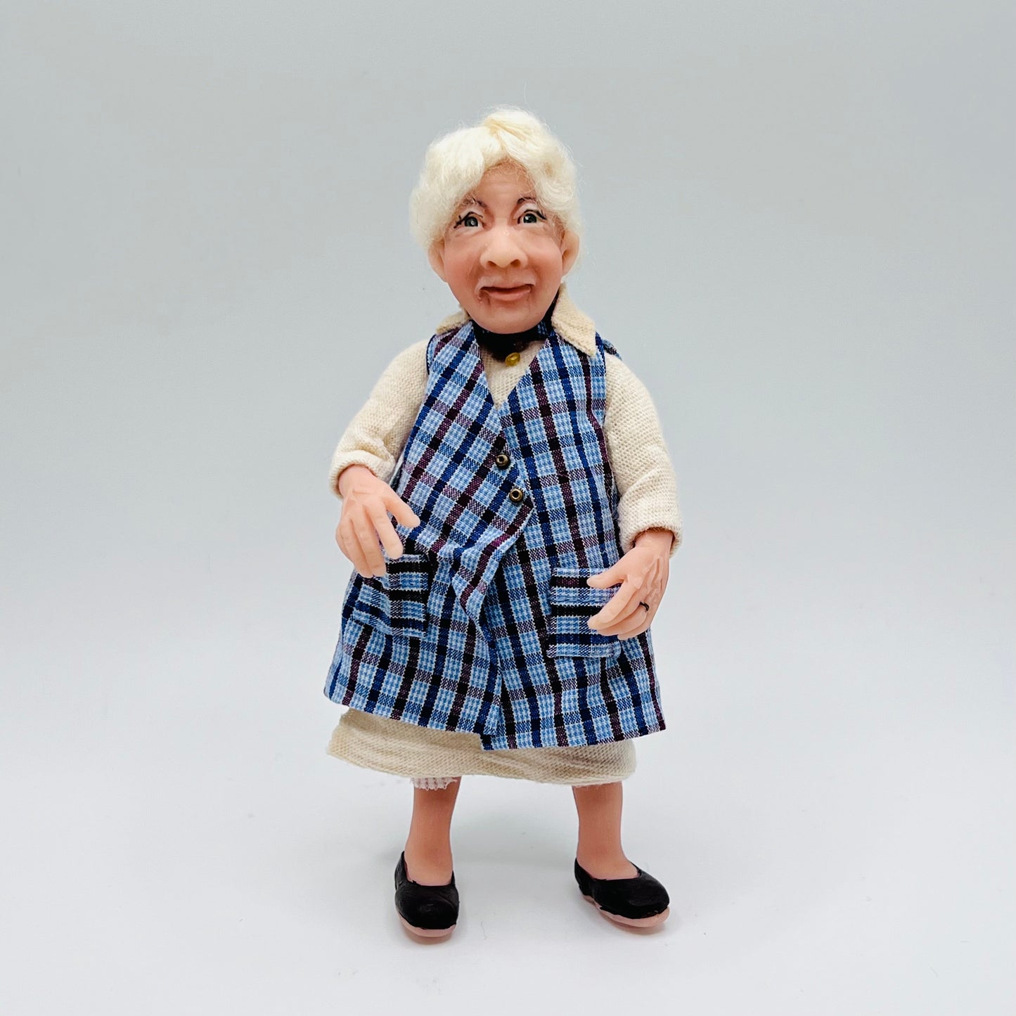 Old Lady Doll - 1/12 Scale Dollhouse Miniature