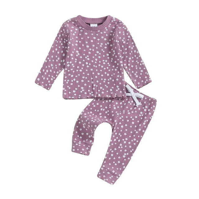 WHITE FLOWERS Lounge Outfit